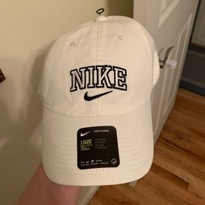 Women’s white Nike hat